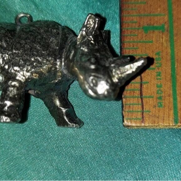 Duratex Rhinoceros Vintage Charm Pendant - Picture 3 of 15